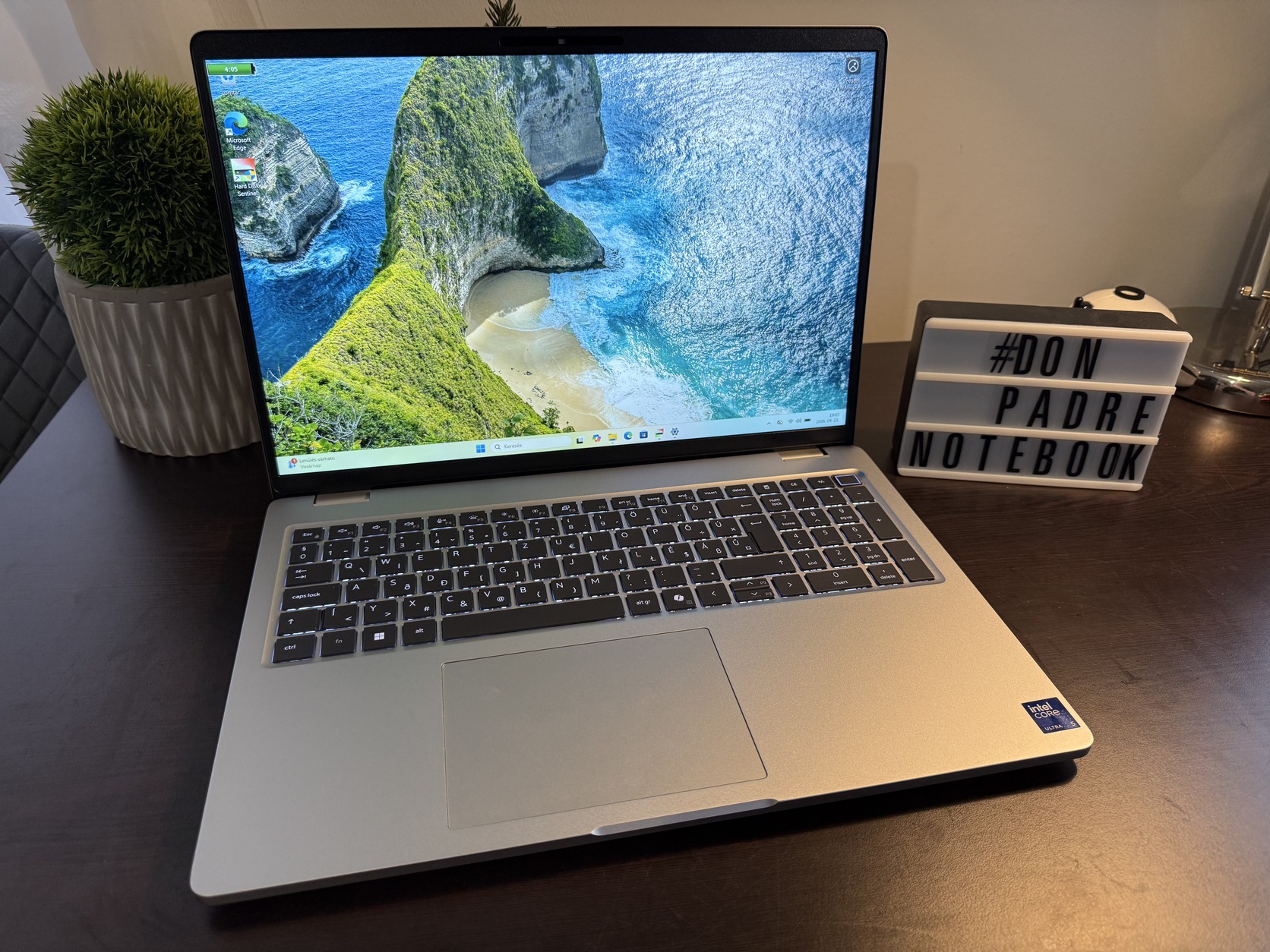 Dell Pro 16 Plus — fotó 1